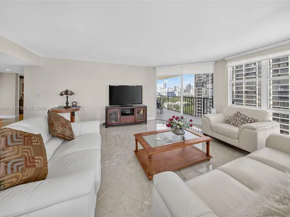 1915 Brickell Ave, Miami, FL