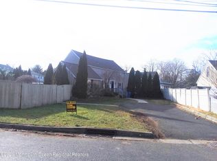 5 Wealthy Ave, Middletown, NJ 07748