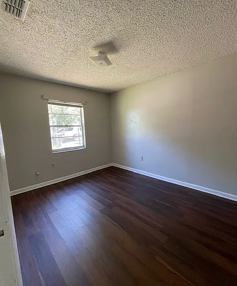 621 Montana Ave #621 — Photo 1
