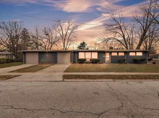 727 Whitehall Dr, South Bend, IN