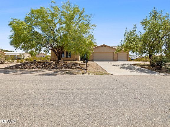 3rd image of 13604 E Dawn Dr