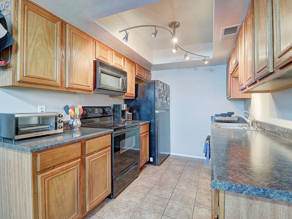 1st image of 8541 E Belleview St