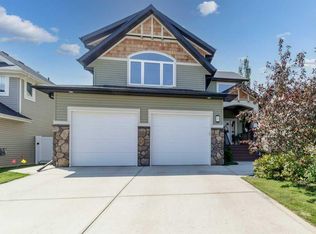 7 N Rosewood Rise, Sylvan Lake, AB T4S0G3