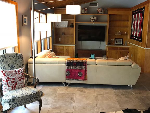3rd image of 9753 Quail Hollow Blvd