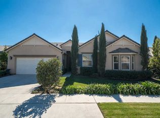3527 W Oakridge Ave, Visalia, CA 93291