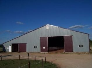 N2888 Manley Rd, Hortonville, WI 54944