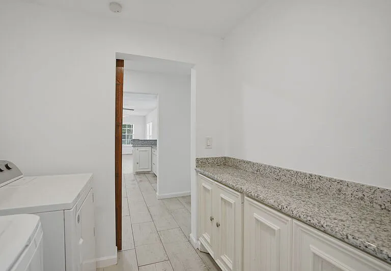 5315 Bell St — Photo 18