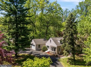 960 Meetinghouse Rd, Rydal, PA 19046