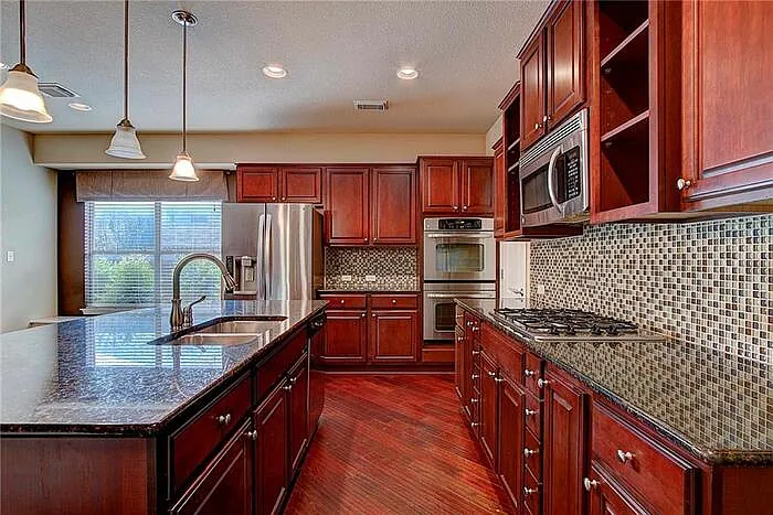 2409 Santa Clara Ln — Photo 12