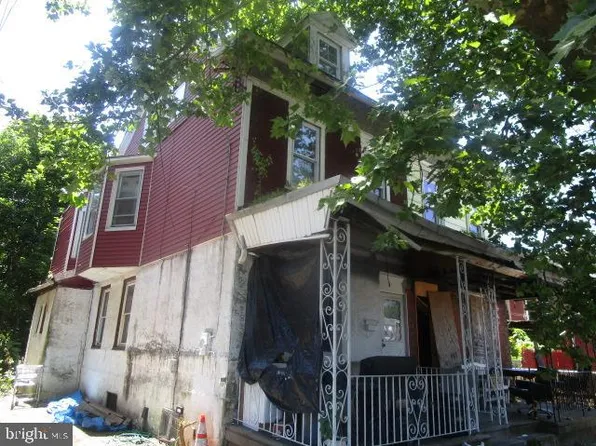 426 Chestnut St, Darby, PA 19023