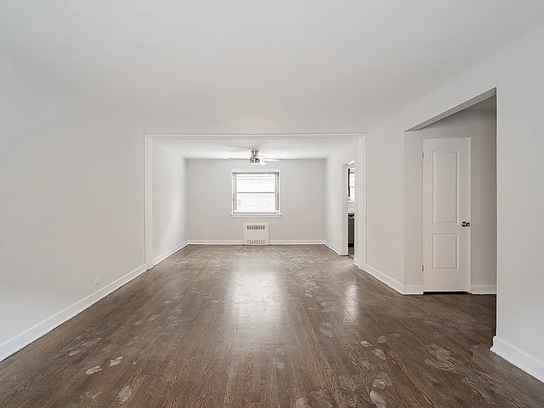 Living Room 7359-1N