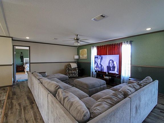 5th image of 7946 Banner Rd