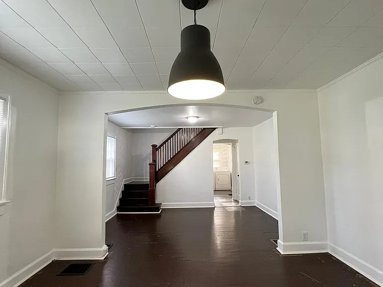 3126 Guilford Ave #3126 — Photo 2