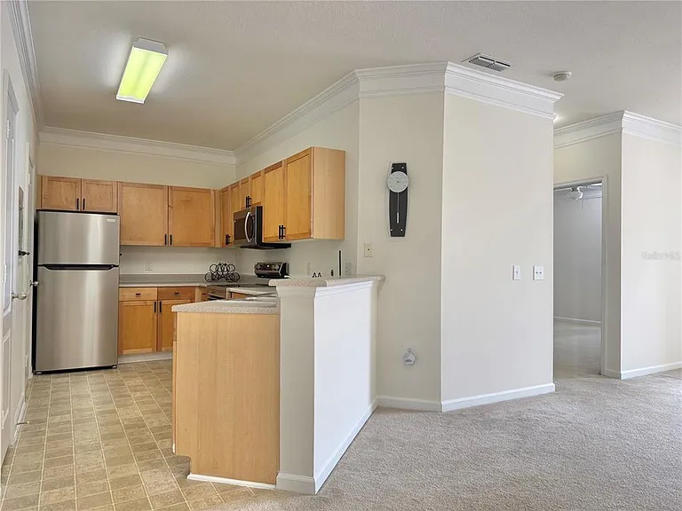 8801 Villa View Cir #202 — Photo 3