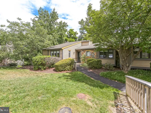 1218 Princeton Ln, West Chester, PA 19380