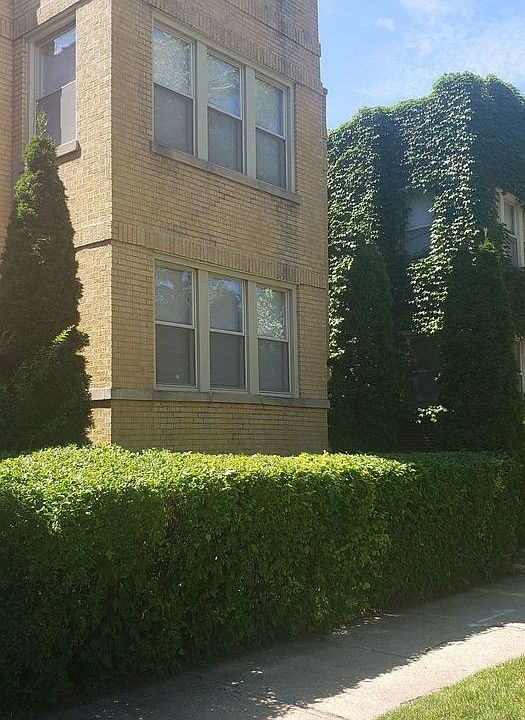 1st image of 3220 N Hamlin Ave