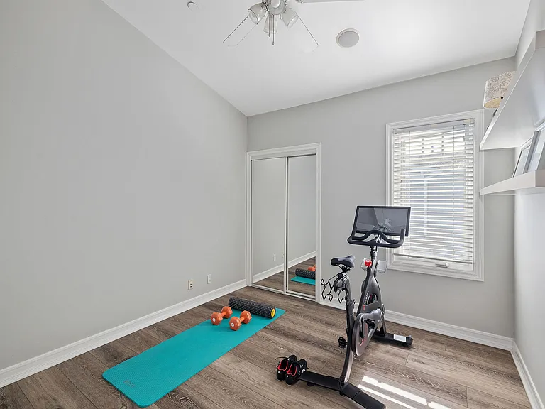 231 Aviation Pl — Photo 30