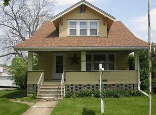 309 Grand Ave SW, Shellsburg, IA 52332