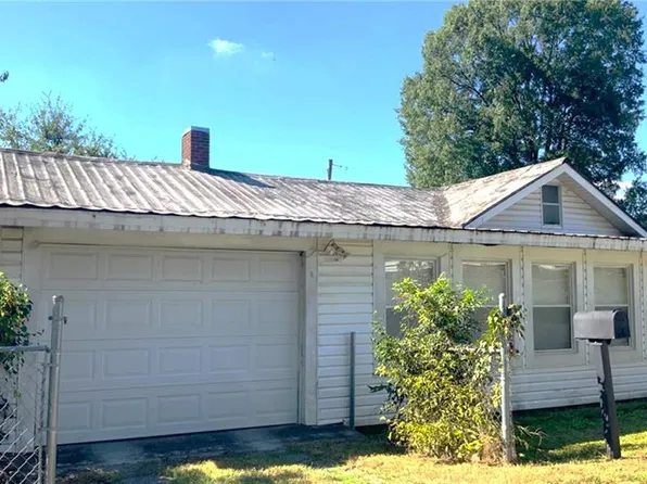 20 Short North Wall St, Calhoun, GA 30701