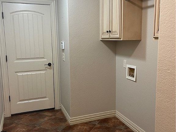 2nd image of 3505 SW Cranbrook Ave