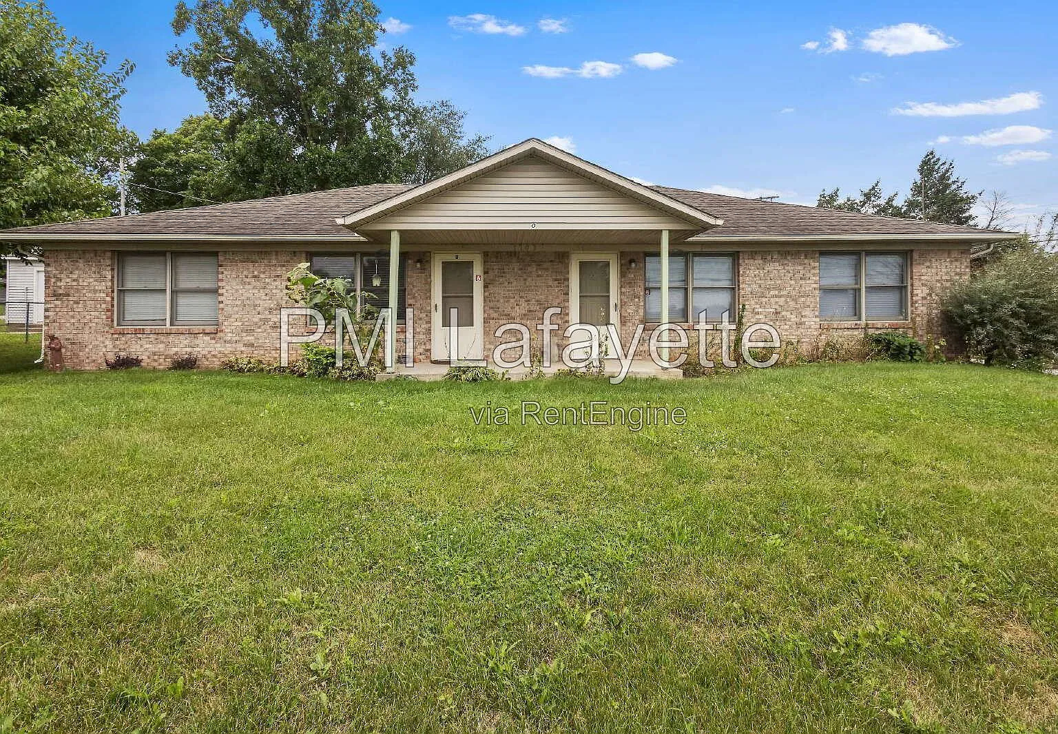 2 bed, 1.0 bath, 928 sqft, $1,199 — Photo 1