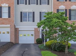 107 Castle View Dr, Mc Kees Rocks, PA 15136