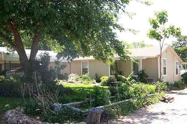 1st image of 416 Boulder Dr
