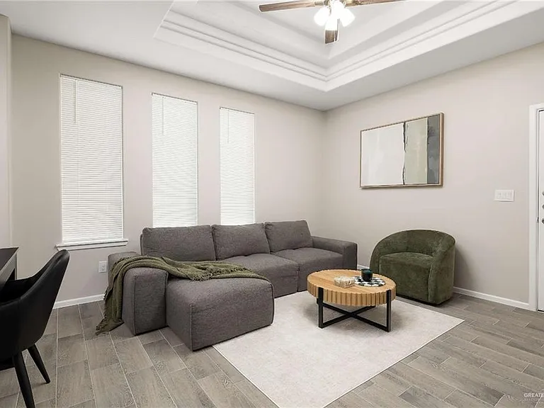 2504 E Harrison Ave #3 — Photo 4