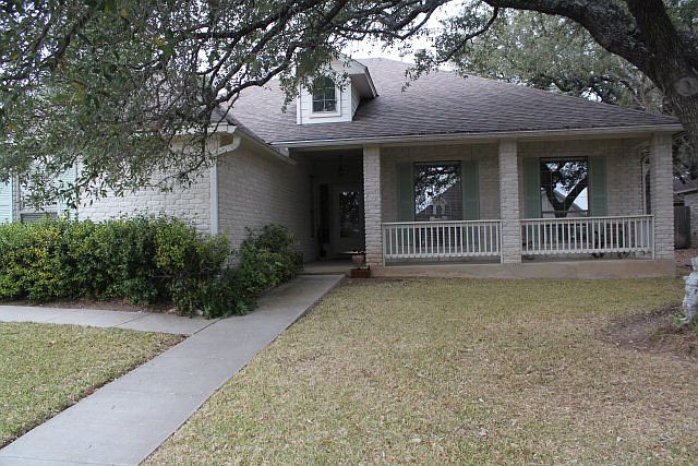 1st image of 320 Chase Oaks Pl