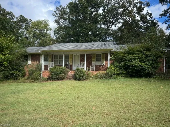 253 Myers Dr, Thomasville, NC 27360