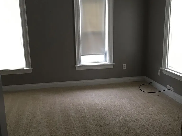 226 Poplar St — Photo 1