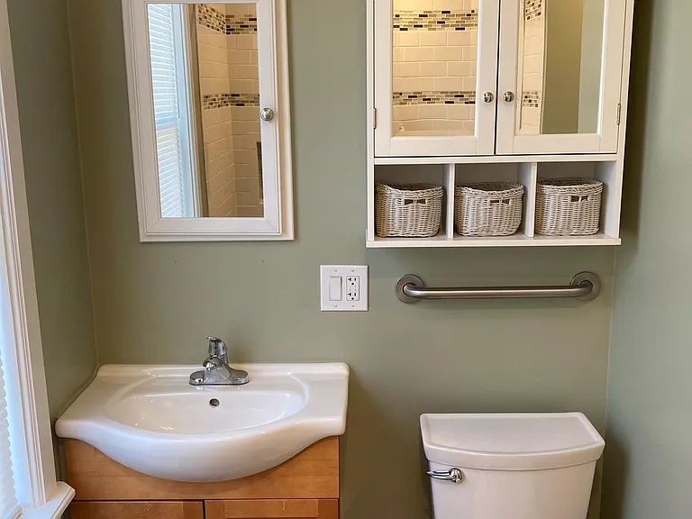 24 Dubuque St #2 — Photo 7