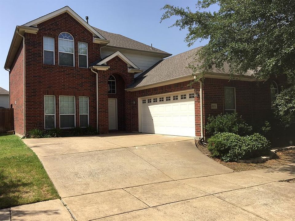 1st image of 8501 La Quinta Ln