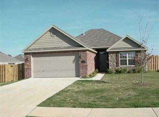 305 E Southpointe Ave, Rogers, AR 72758