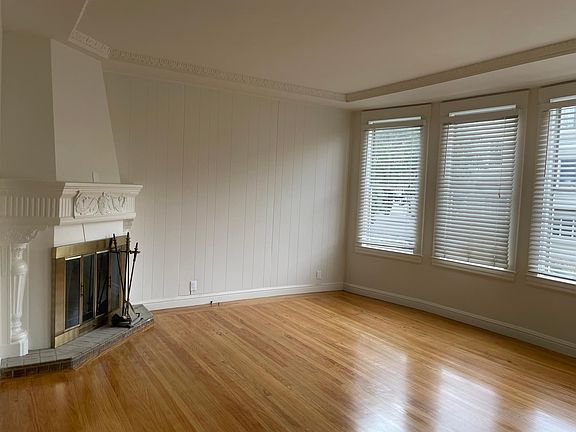 4th image of 341 Bartlett St