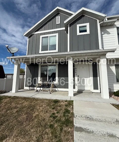 936 E Hercules Ct — Photo 1