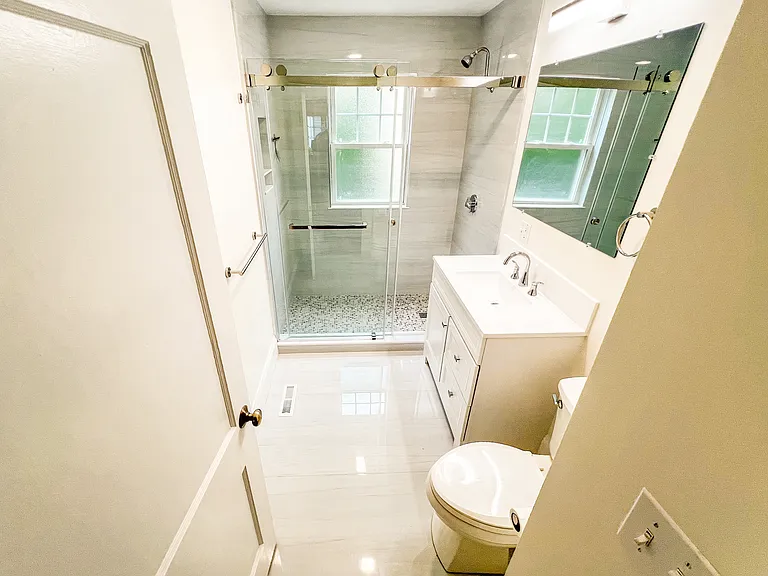 251 Brown St #2 — Photo 20