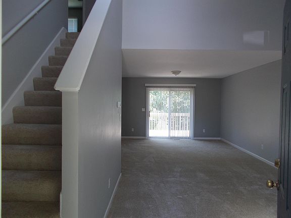 2nd image of 1839 Kingbird Ln