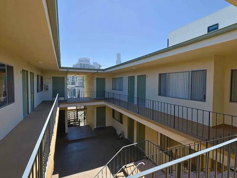 275 Lucas Ave #4 — Photo 7