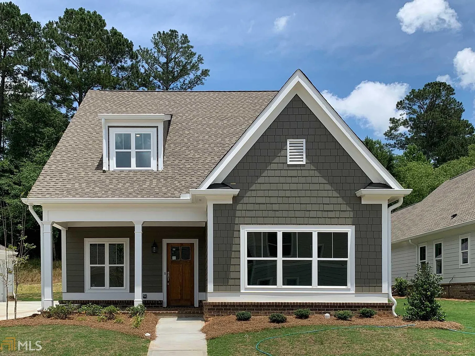 1121 Carriage Ridge Dr photo 1