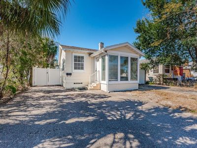 3220 16th St N, Saint Petersburg, FL, 33704