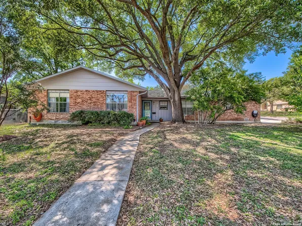 6022 Clearbrook, San Antonio, TX 78238