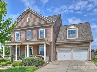 8621 McCullough Club Dr, Pineville, NC 28134