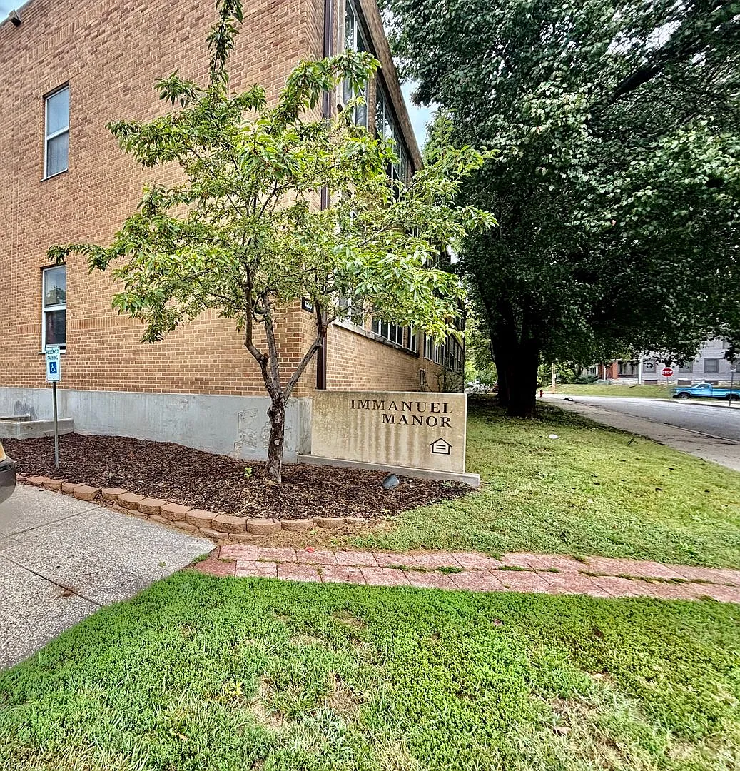 Building Photo - Immanuel Manor