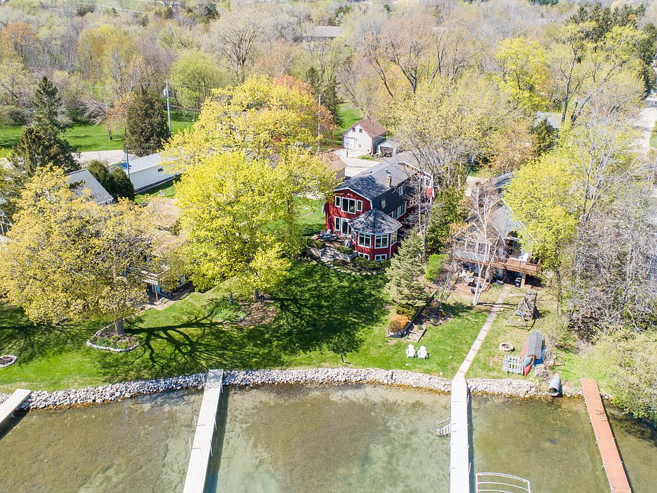 1st image of 5664 W Lake Dr