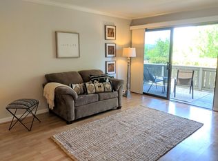 1401 Marchbanks Dr APT 2, Walnut Creek, CA 94598