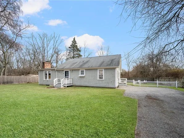 50 Mill Pond Rd, North Kingstown, RI 02852