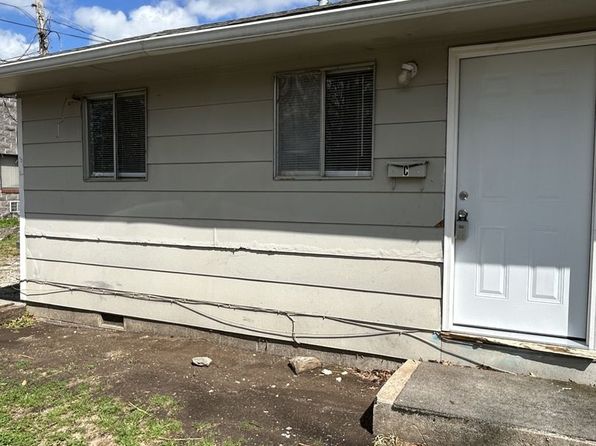 208 1st Triplex APT C