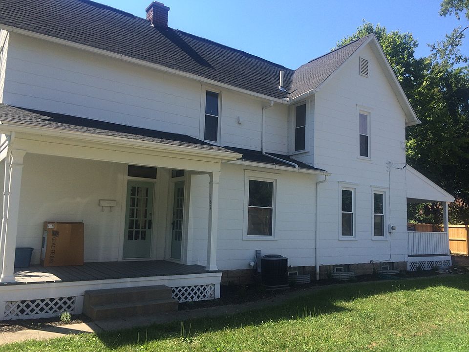 Fully remodeled farmhouse with covered front and rear porche