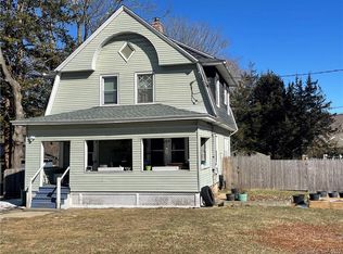 171 Old Norwich Rd, Quaker Hill, CT 06375